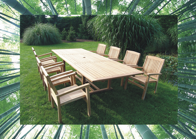 Familie tafel uit top teak kwaliteit! Teak tafel rechthoekig met 8 luxe ergonomische stapelstoelen!